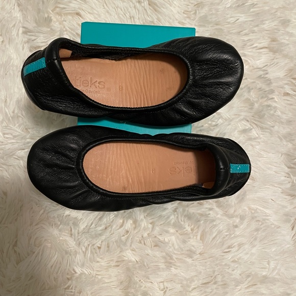 Kids Tieks size 9 - Picture 2 of 3